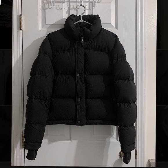 TNA Black super puff!! - Picture 1 of 11